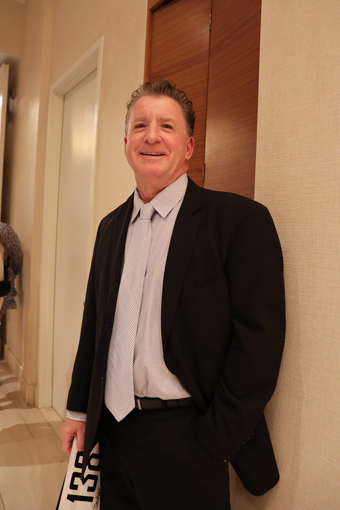 Portrait of Tim, Orange County realtor and attorney